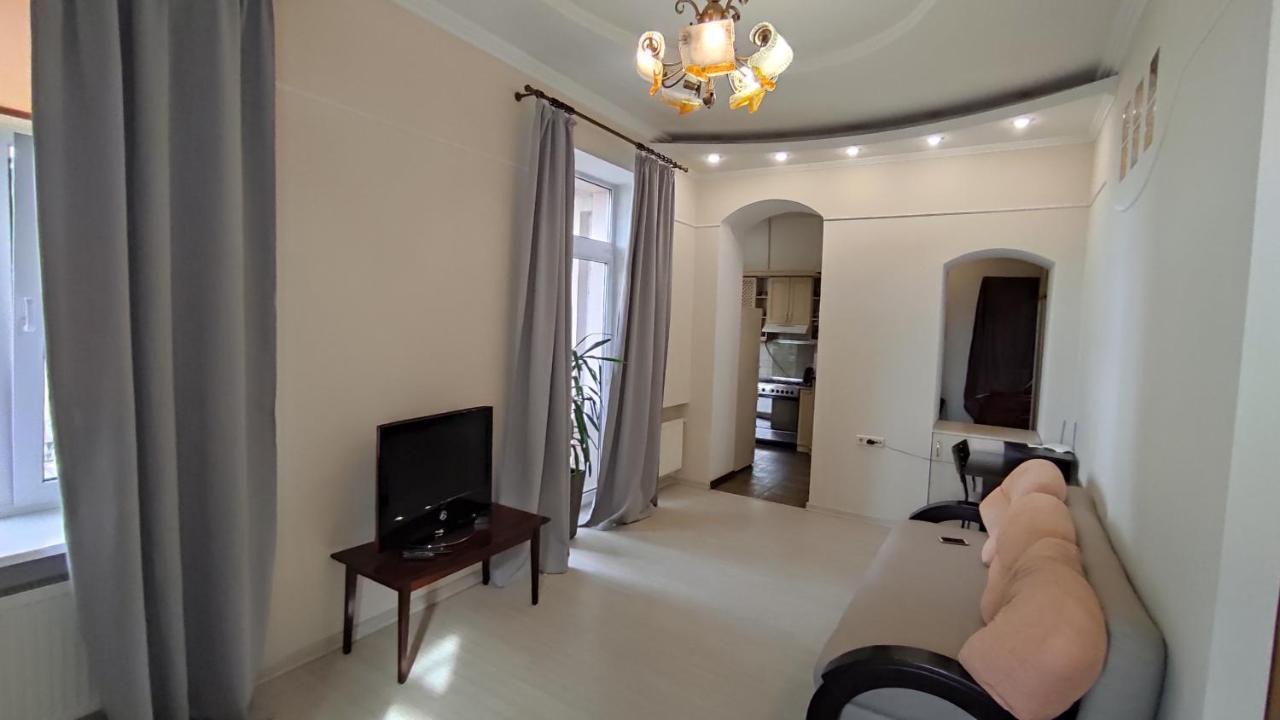 Центр Торговая 6 Odesa Exterior photo